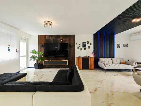 Eladó családi ház, Balatonfőkajár 4 szoba 187 m² 119.9 M Ft