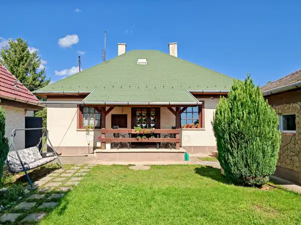 Eladó családi ház, Pécel 3 szoba 77 m² 84.9 M Ft