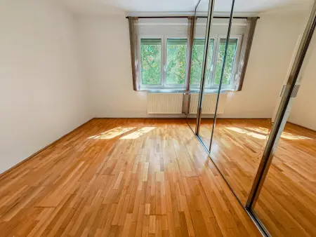 Eladó panellakás, Budapest, XVII. kerület 3 szoba 73 m² 77.49 M Ft